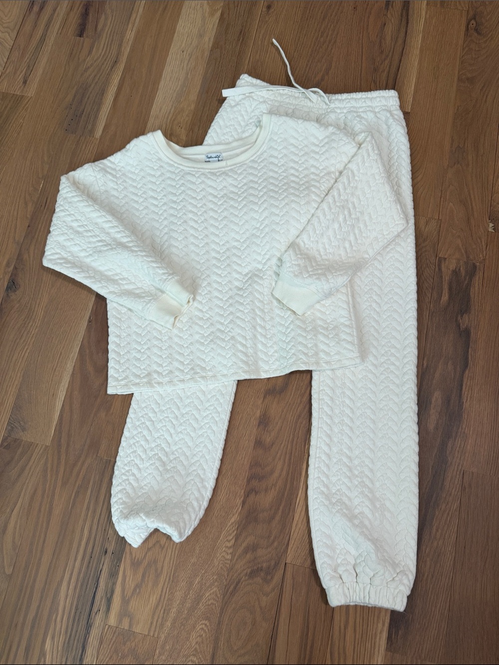 Splendid Cream Quilted girl 14 lounge set